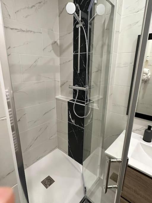 Appartement A 15Min De Paris Drancy Exterior foto